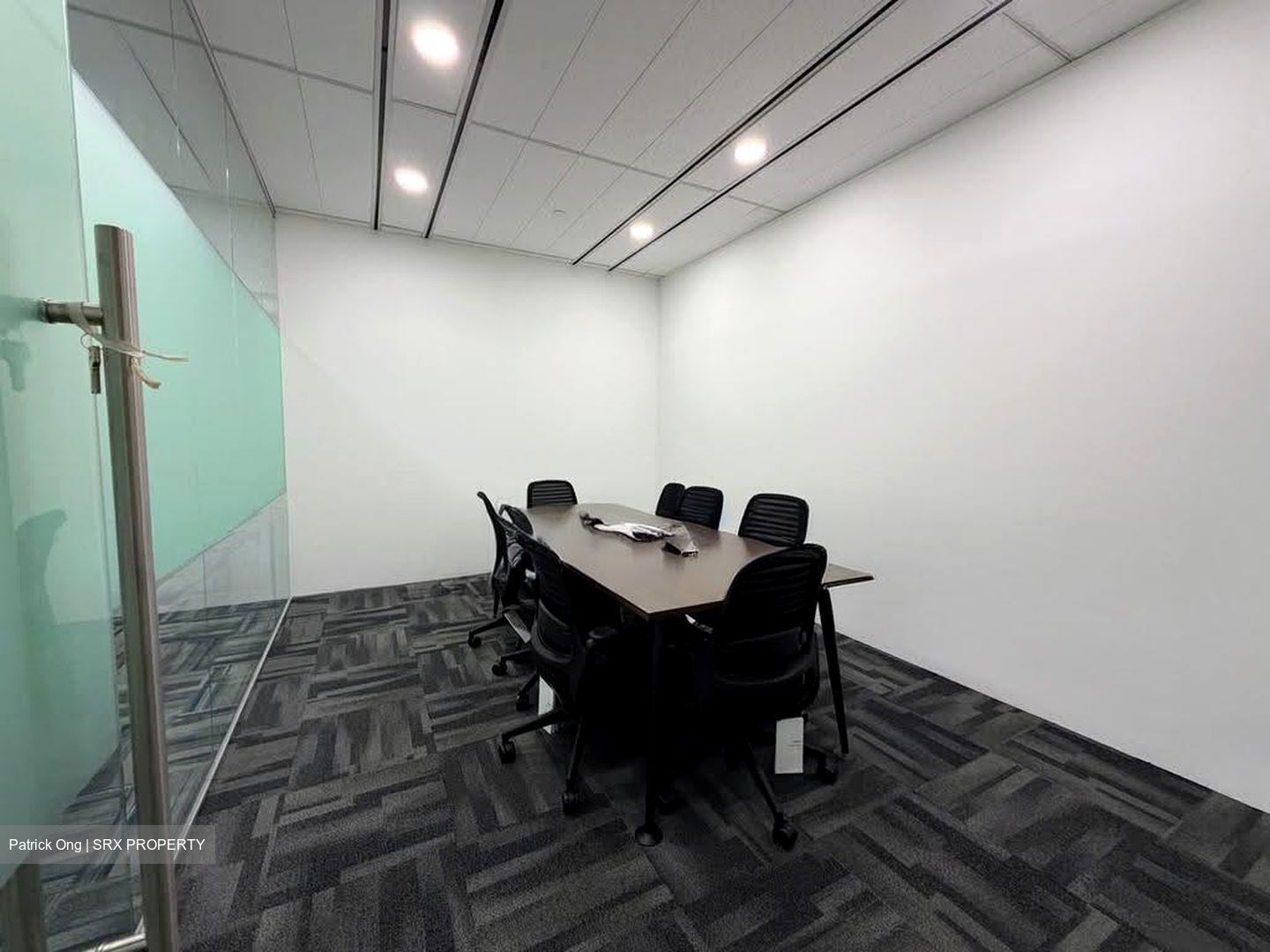The Heeren (D9), Office #614493761
